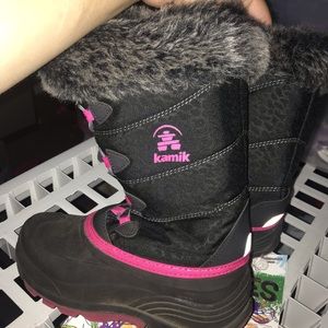 Girls winter boots